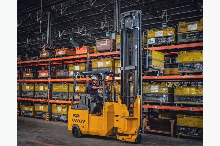 Articulated Forklifts